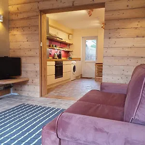 Apartment The Little Luckwell By Cliftonvalley, Bristol